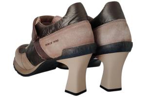 HISPANITAS HI254350 taupe pump - www.claessensschoenen.nl