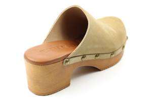 EMMA 23413 beige slippers - www.claessensschoenen.nl