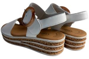 GABOR 64.550.20 licht beige sandaal - www.claessensschoenen.nl