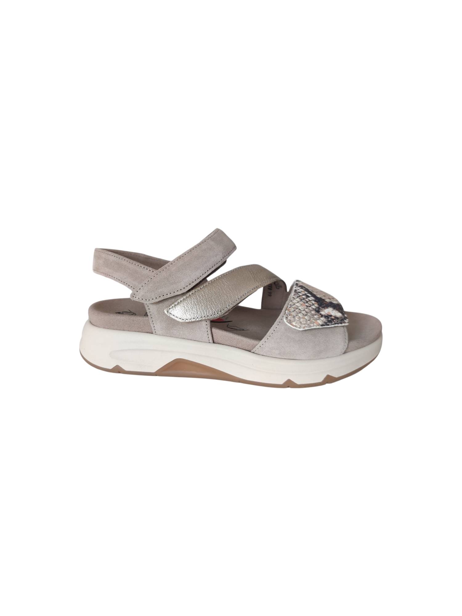 GABOR 66.882.63 beige sandaal - www.claessensschoenen.nl