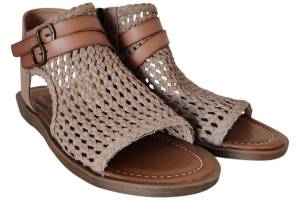 BLOWFISH DREAM taupe sandaal - www.claessensschoenen.nl