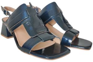 REGARDE LE CIEL AMALIA 01 blauw sandaal - www.claessensschoenen.nl