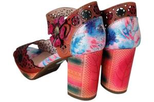 LAURA VITA NACIO 325 blauw sandaal - www.claessensschoenen.nl