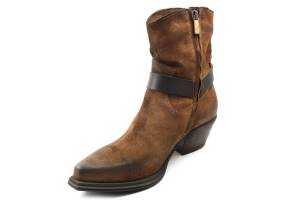 ZOE ZOELI  05 cognac enkellaars - www.claessensschoenen.nl