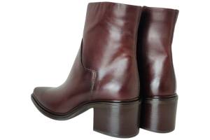 MJUS 39202 cognac korte laars - www.claessensschoenen.nl MJUS 39202 cognac korte laars - www.claessensschoenen.nl