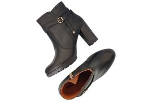 PIKOLINOS CONNELLY W7M-8806 zwart korte laars - www.claessensschoenen.nl PIKOLINOS CONNELLY W7M-8806 zwart korte laars - www.claessensschoenen.nl