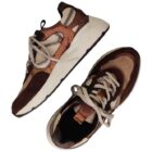 Sneaker de Cirop Brons