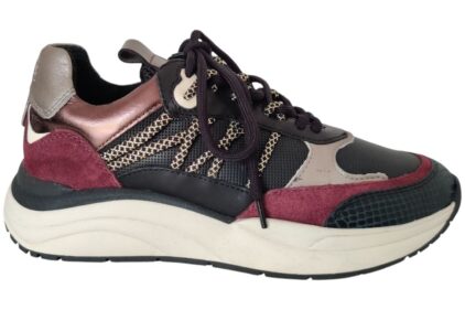 Sneaker de Charu  Zwart Bordeaux