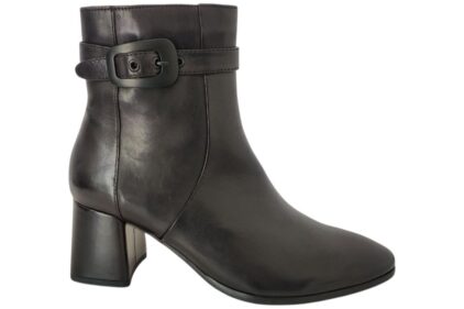 Laarsje de Millie  Zwart