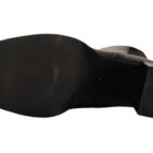 Laars de Hilary  Zwart